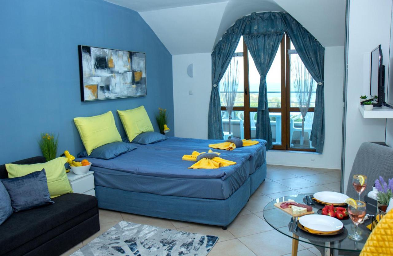 Black Sea Narcissus - Quiet Studio With Amazing Sea View Varna Exterior foto