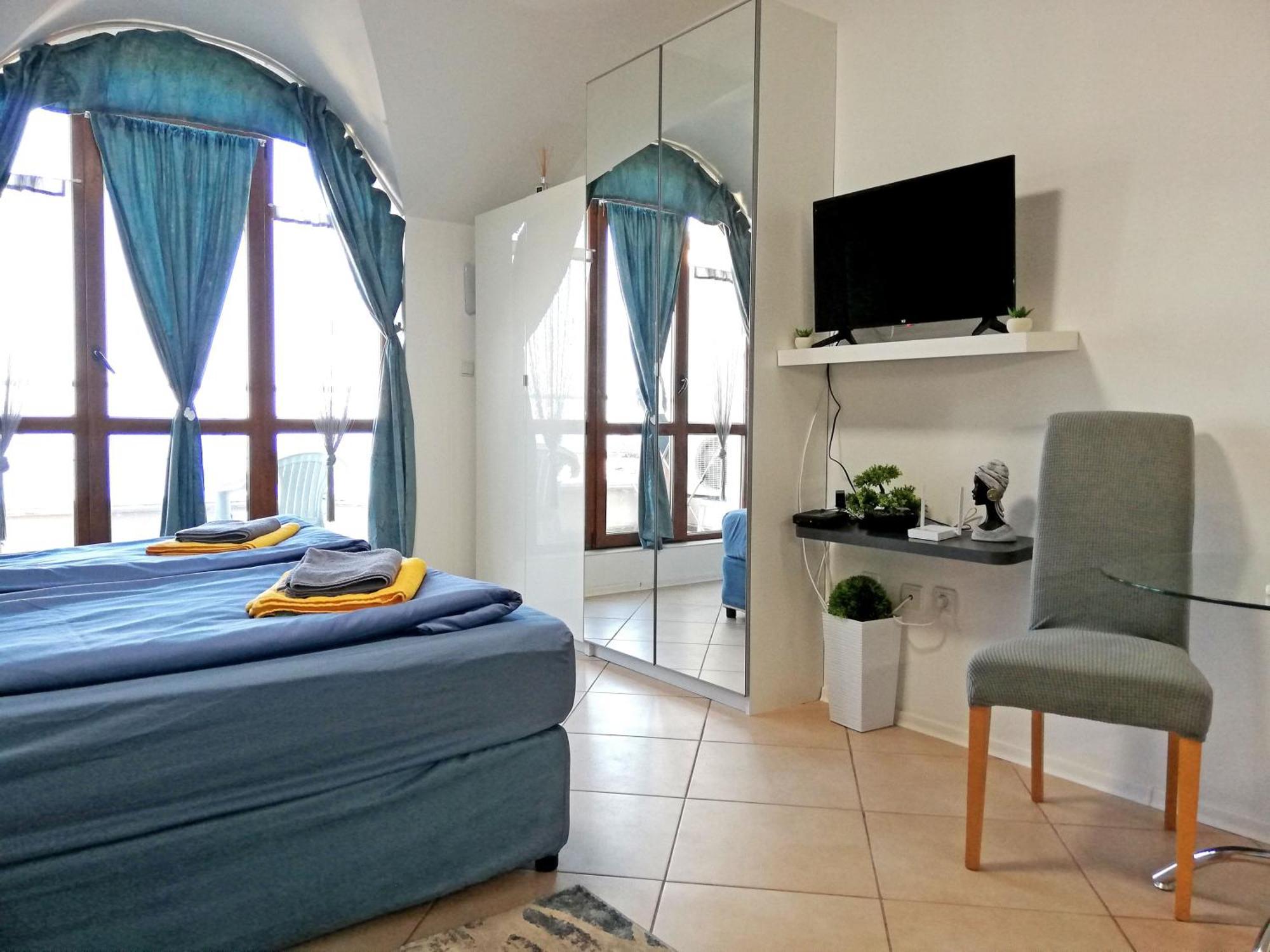 Black Sea Narcissus - Quiet Studio With Amazing Sea View Varna Exterior foto